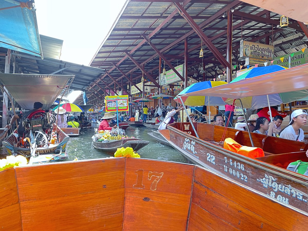 曼谷一日遊｜泰國經典行程：丹能莎朵水上市場