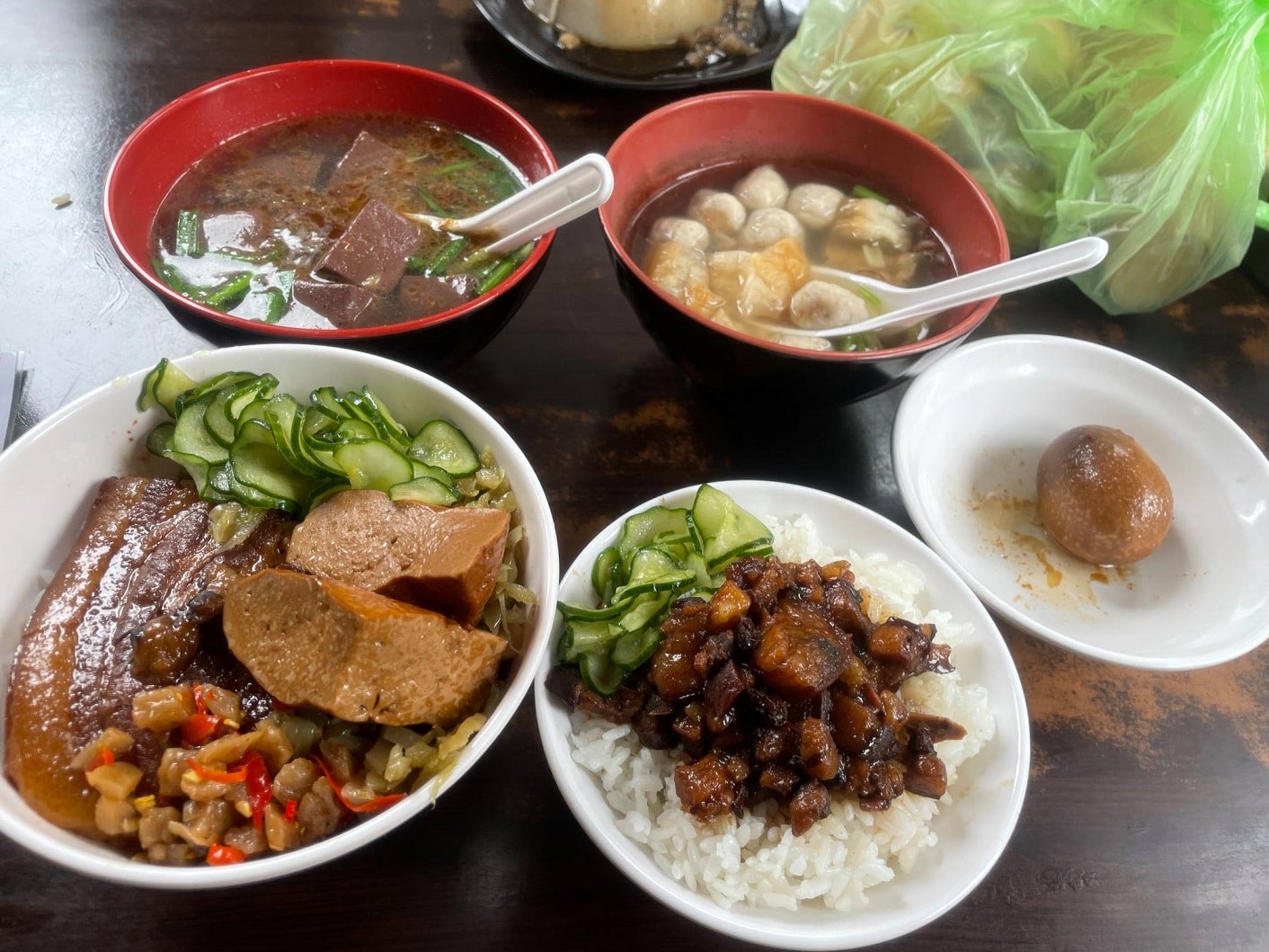 【西門町美食】萬華一甲子滷肉飯控肉飯