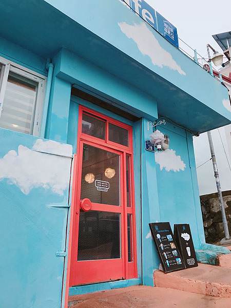 釜山美食│Blue House 甘川洞文化村咖啡廳外觀設計