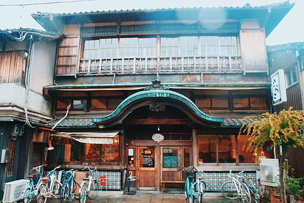 京都咖啡 Cafe SARASA西陣錢湯改建
