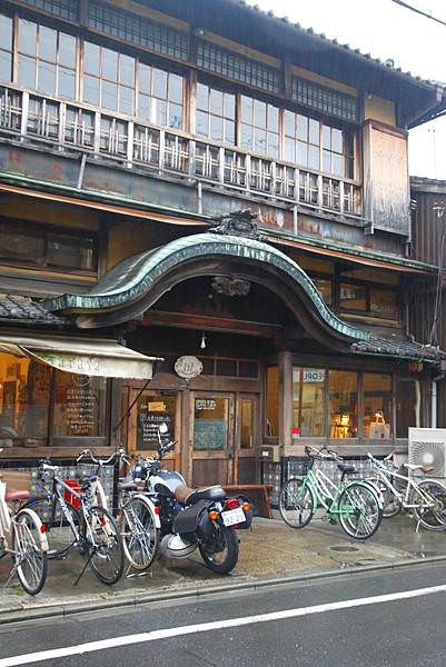 京都咖啡廳さらさ西陣門口