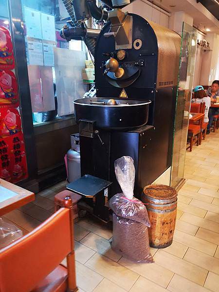 西門町美食推薦蜂大咖啡咖啡機