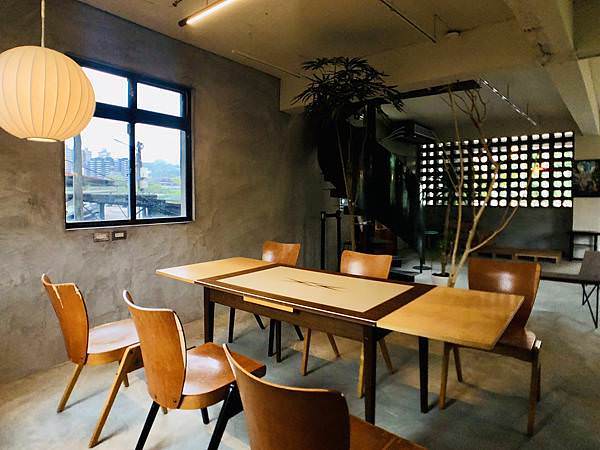 台北推薦綠河咖啡廳一樓座位