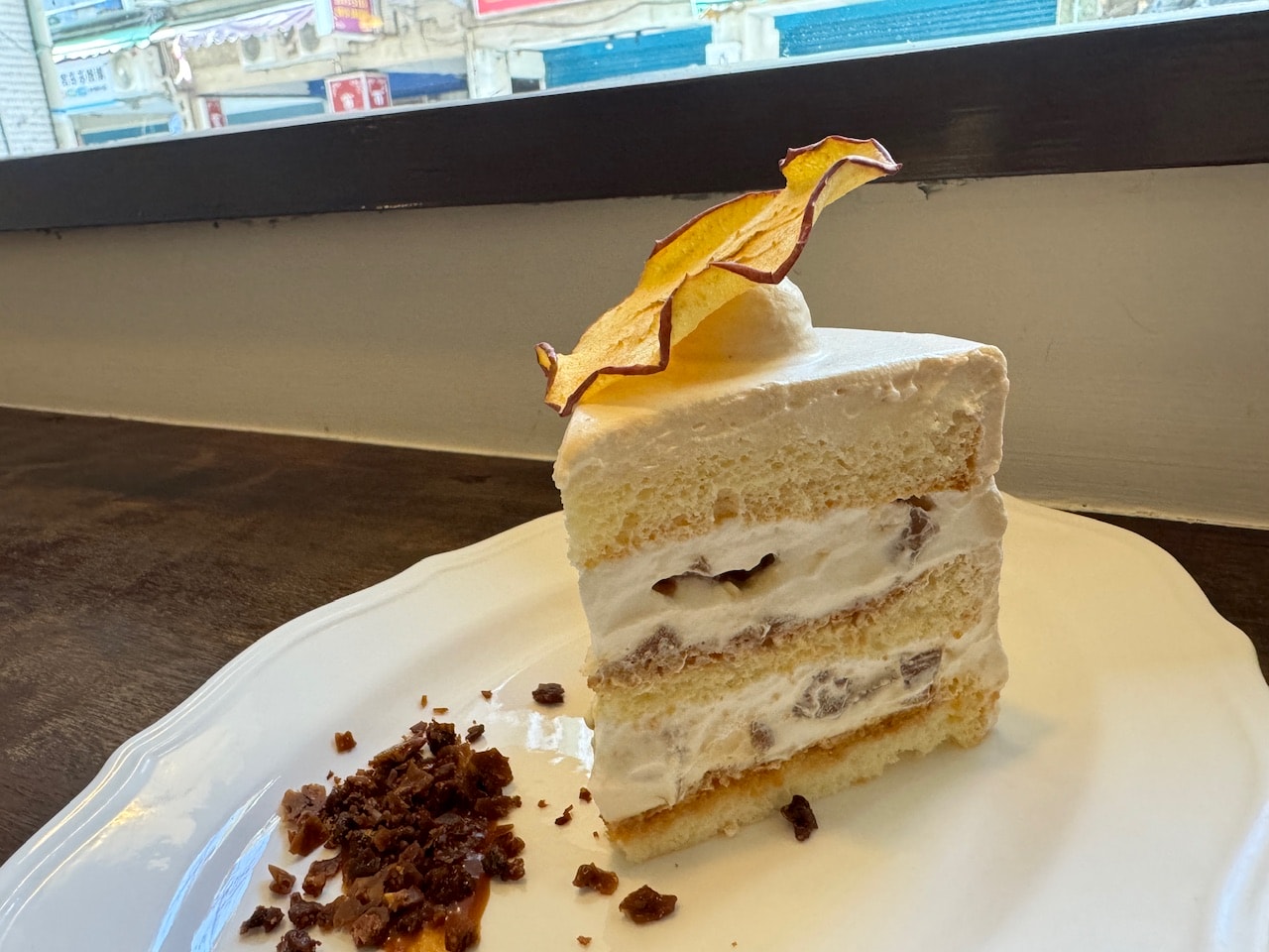 永和美食推薦|灯火AKARI咖啡廳 推薦蘋果焦糖戚風