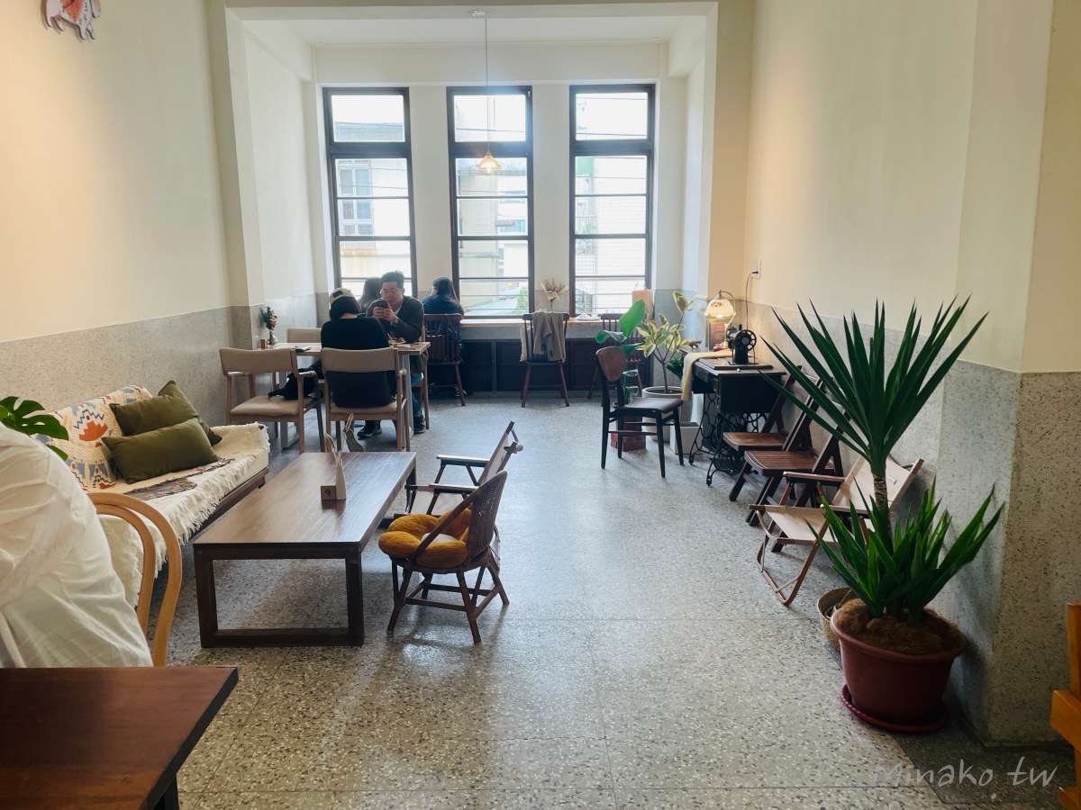 嘉義綠洲Oasis Brunch咖啡廳用餐空間