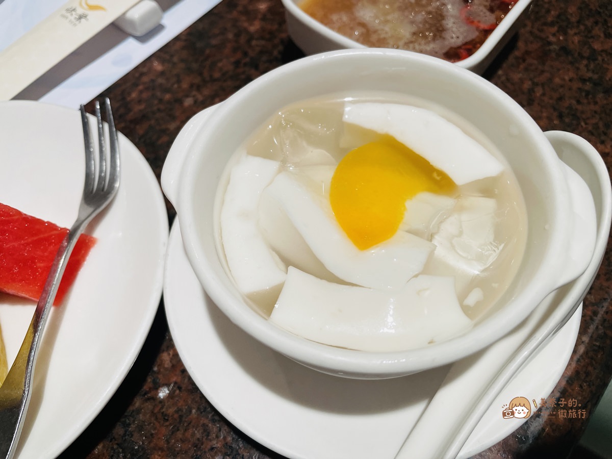 【欣葉火鍋】台北40年老店呷哺呷哺,居然可以吃到澎湖直送海鮮! - 第12張圖 欣葉呷哺呷哺涮涮鍋甜點