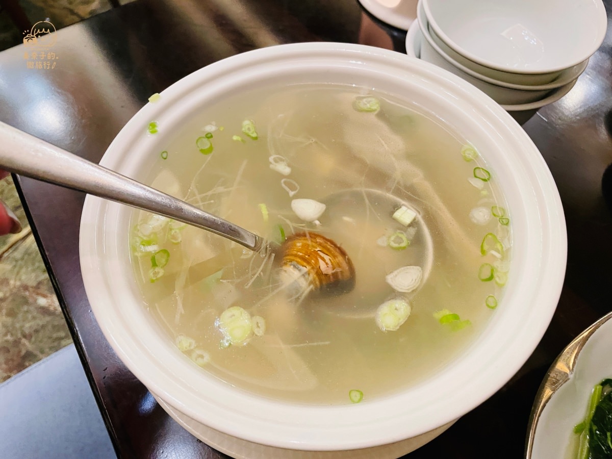 美福飯店米香薑絲塔香蛤蠣湯