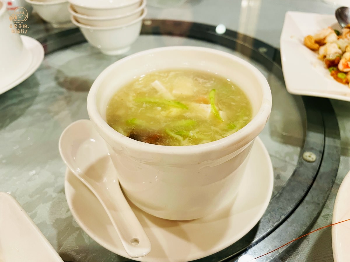台北港式飲茶吃到飽福華飯店珍珠坊 海鮮豆腐羹