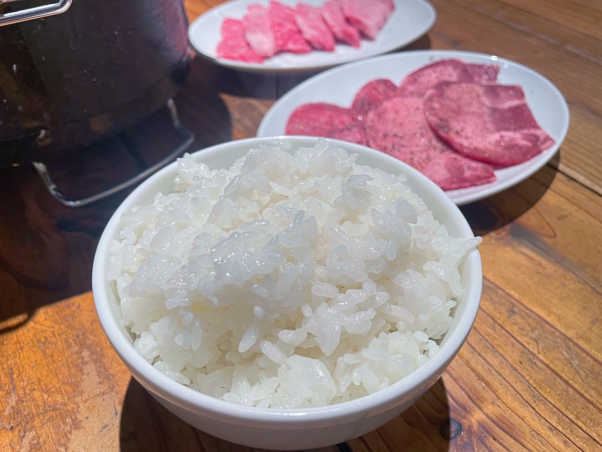 福岡美食博多車站燒肉にく屋肉いち白飯