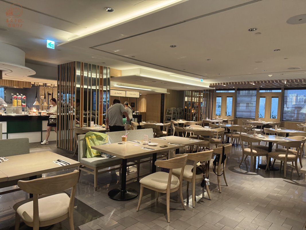 台北吃到飽│遠東Cafe自助餐廳座位區域