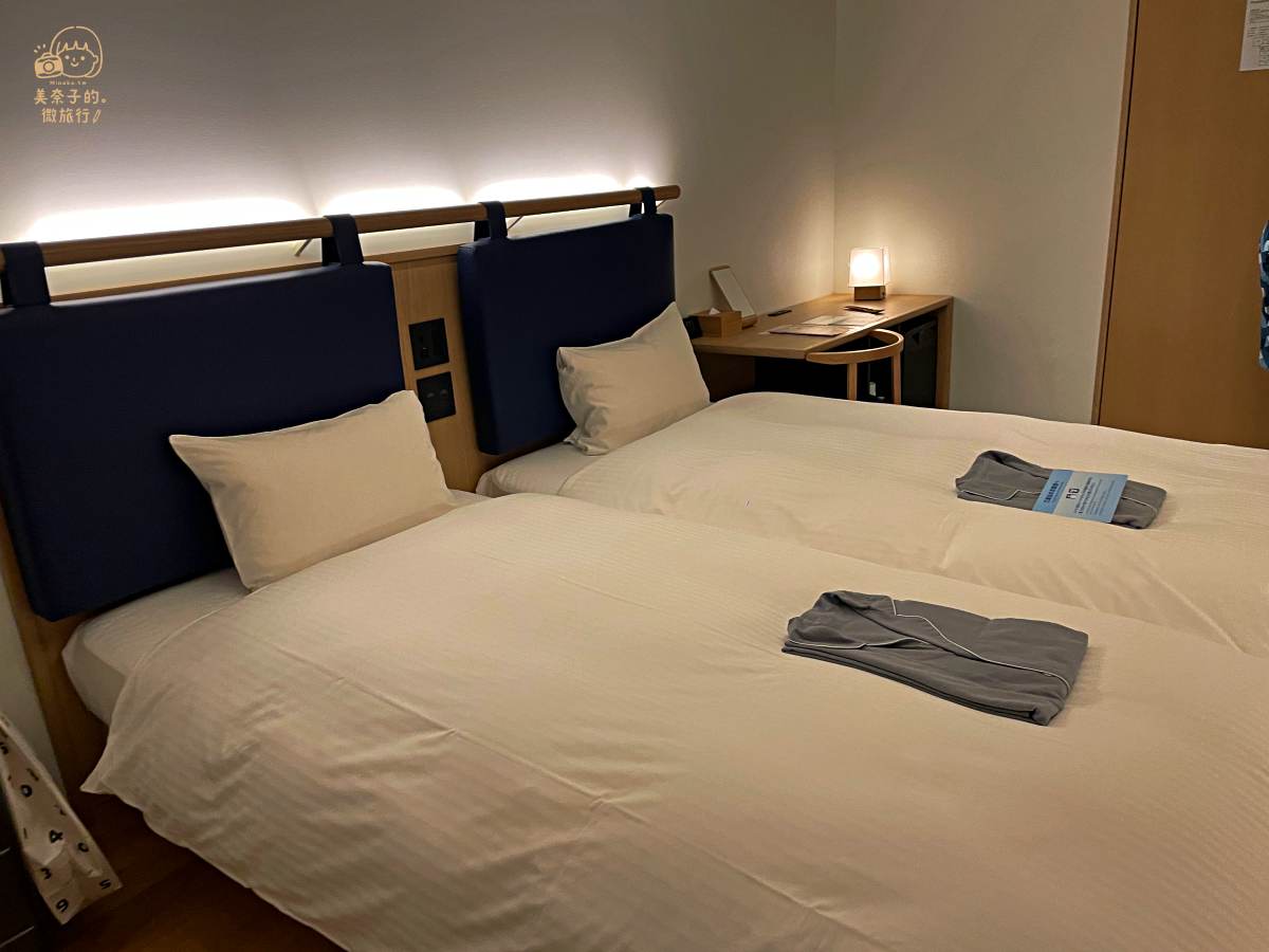 京都飯店｜androoms安住睦世酒店標準雙床房床