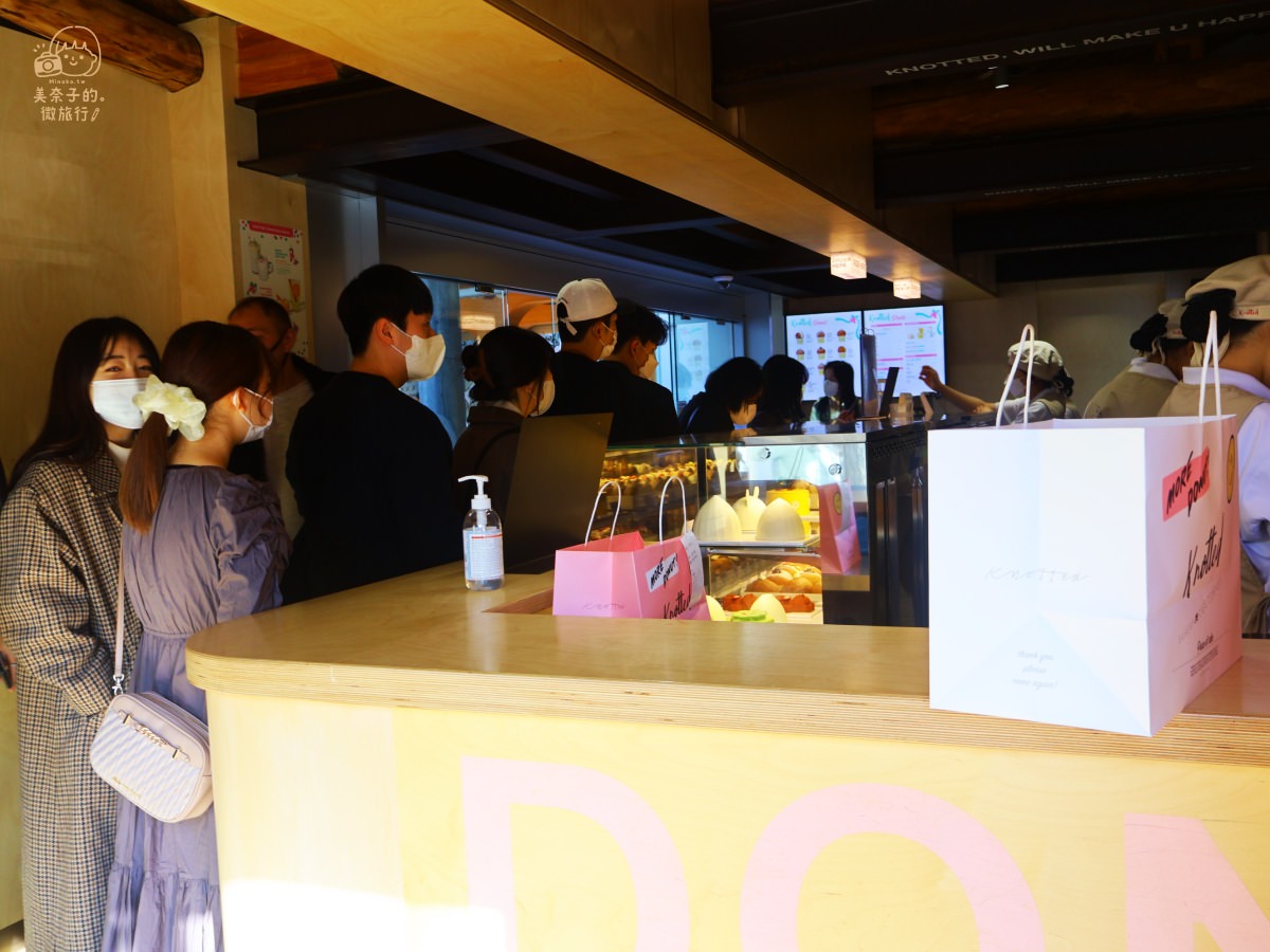 韓國美食|「Knotted」甜甜圈安國店：點餐區