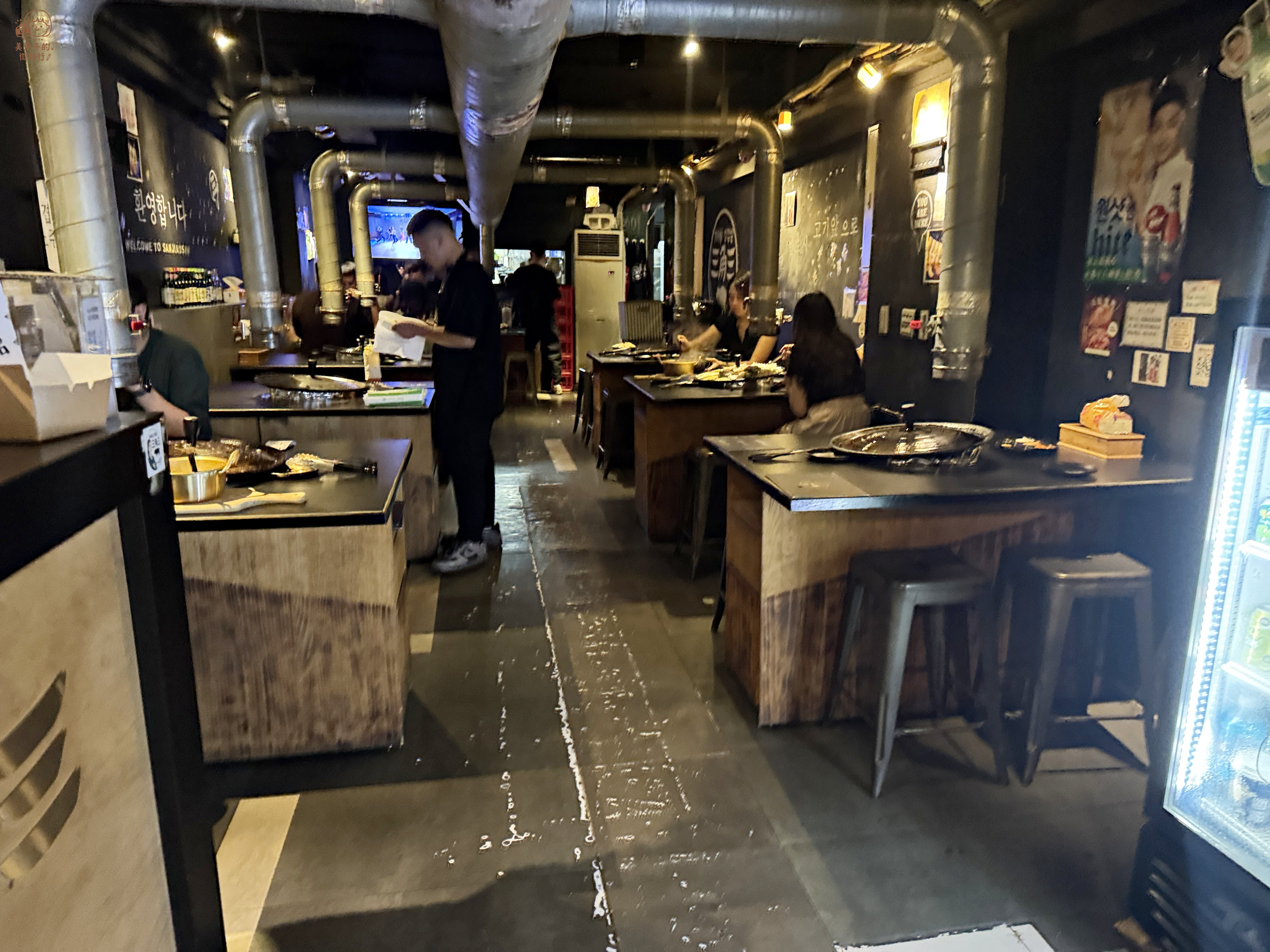 台北三角三韓國道地烤肉延吉店店內環境