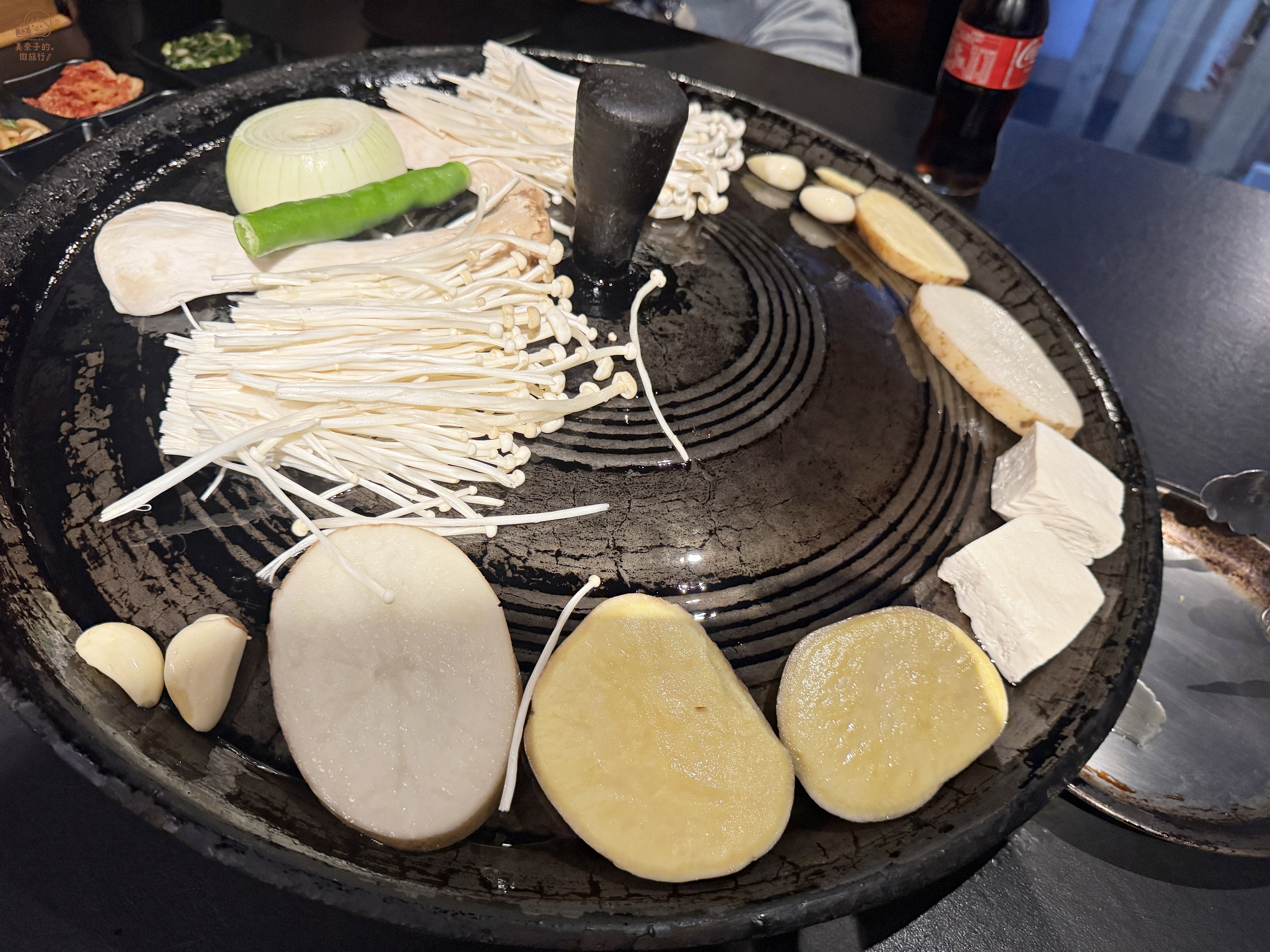 台北三角三韓國道地烤肉蔬菜盤