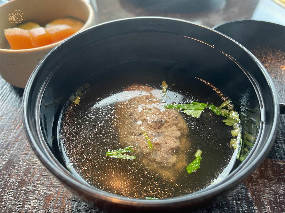 台北和牛燒肉丸子湯