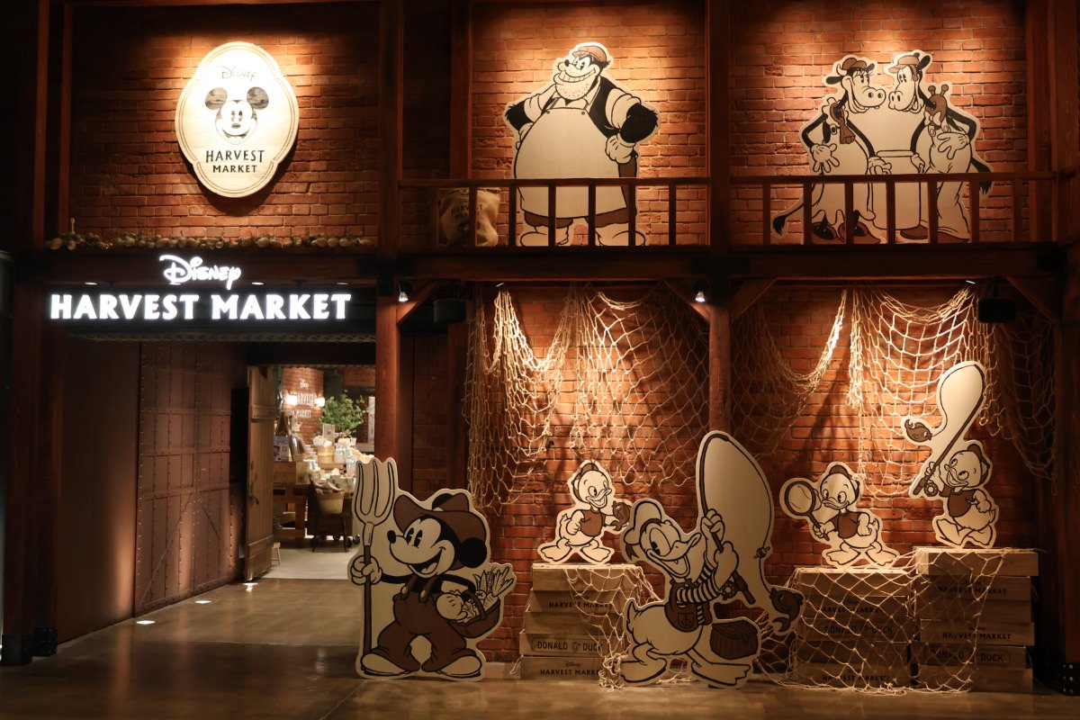 東京迪士尼餐廳｜Disney HARVEST MARKET店面環境