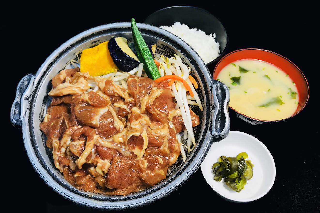 北海道一日遊｜午餐：炙燒羊肉