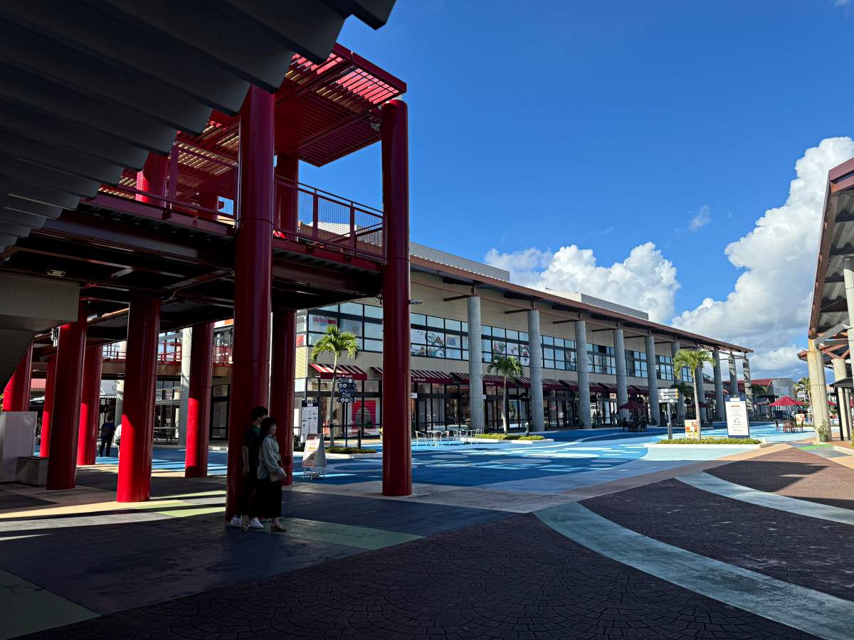 沖繩 Ashibinaa Outlet 退稅方式