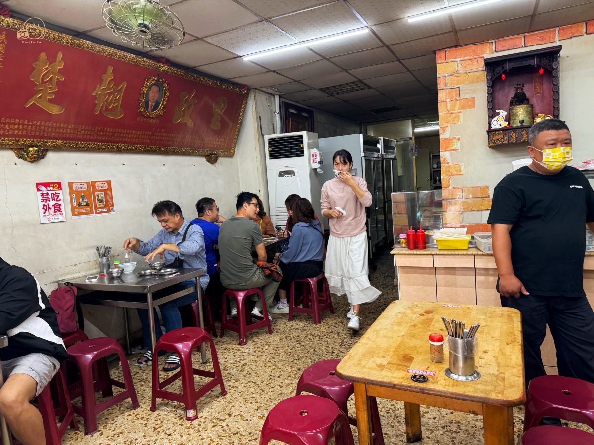 嘉義雞肉飯｜劉里長火雞肉飯座位