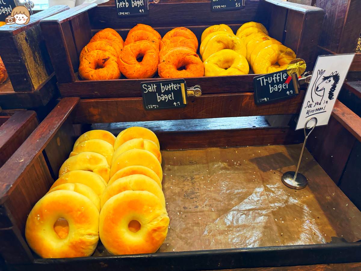 【2024 首爾美食】倫敦貝果博物館 (London Bagel Museum) 排隊攻略與必吃口味分享! - 第20張圖
