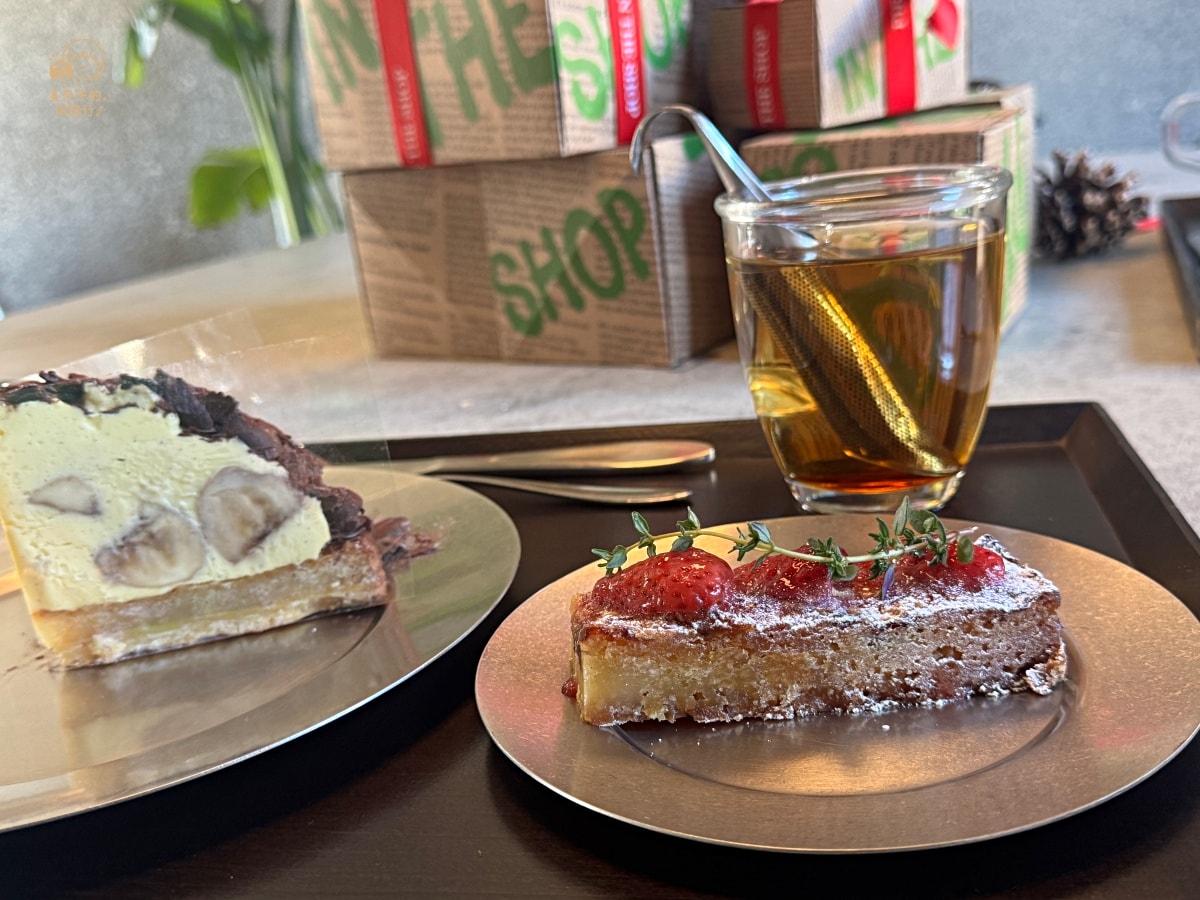 弘大延南洞咖啡廳Pie in the shop草莓派