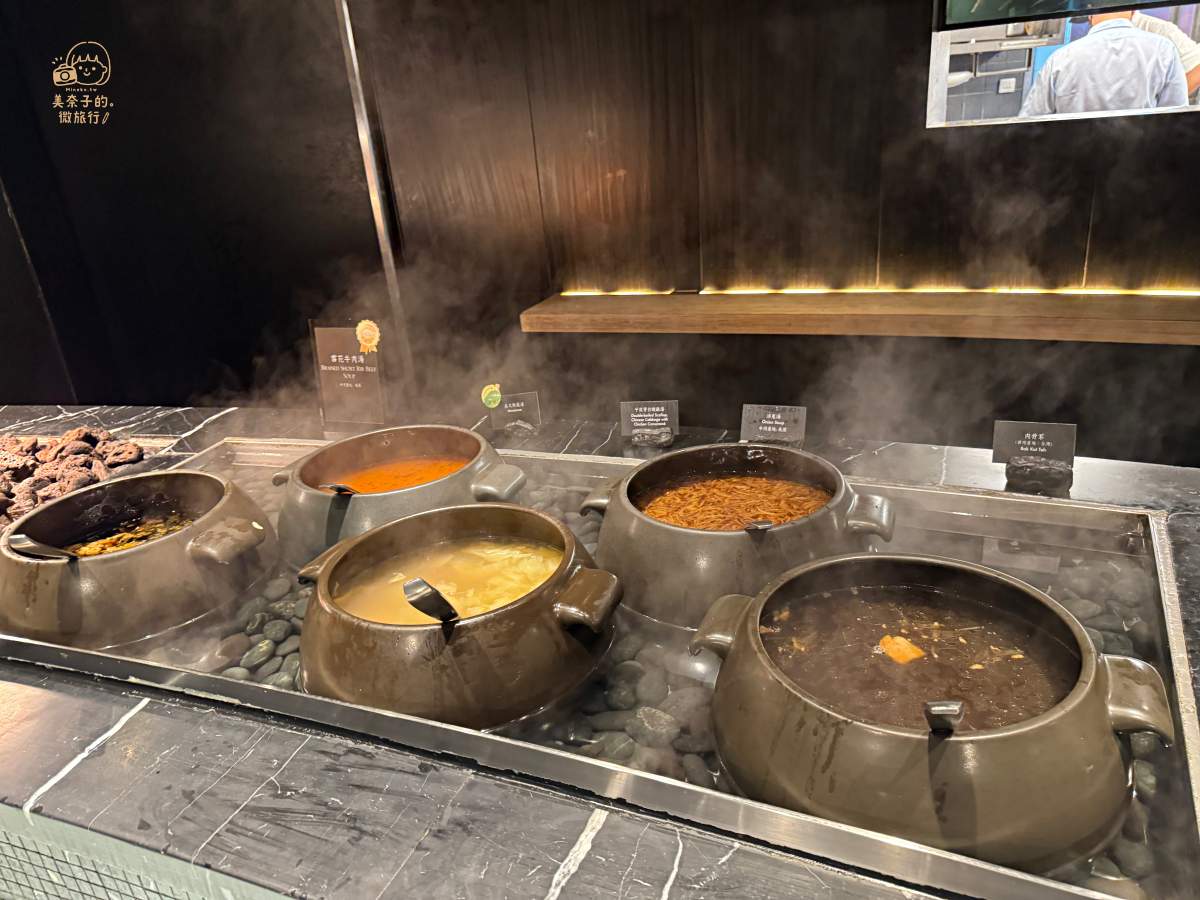 晶華栢麗廳中式熱食、異國料理與現點現煮區域湯品