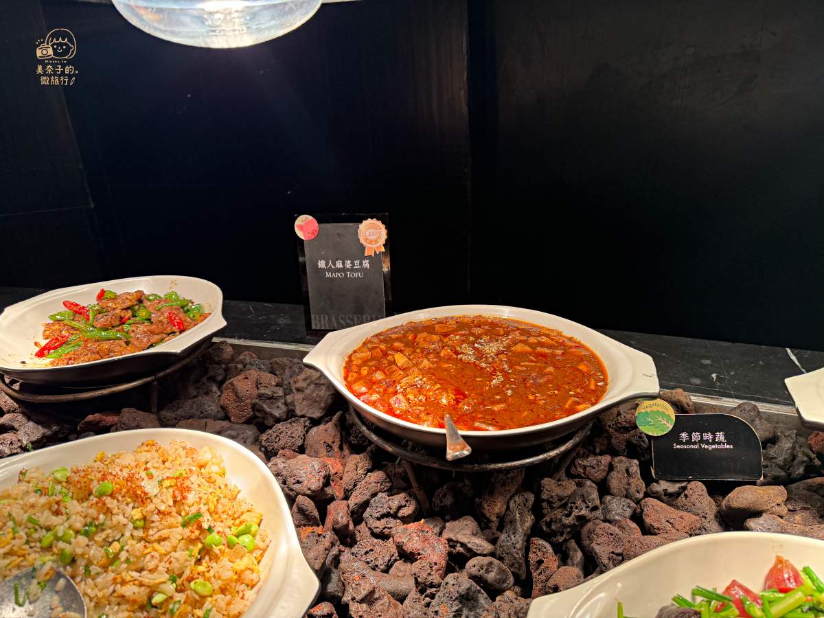 晶華栢麗廳中式熱食、異國料理與現點現煮區域