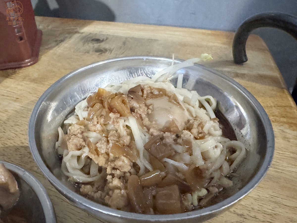 【晴光意麵】台北市中山區美食:雙城街晴光商圈40年的老字號麵店 - 第13張圖 雙城街夜市|晴光商圈晴光必吃美食