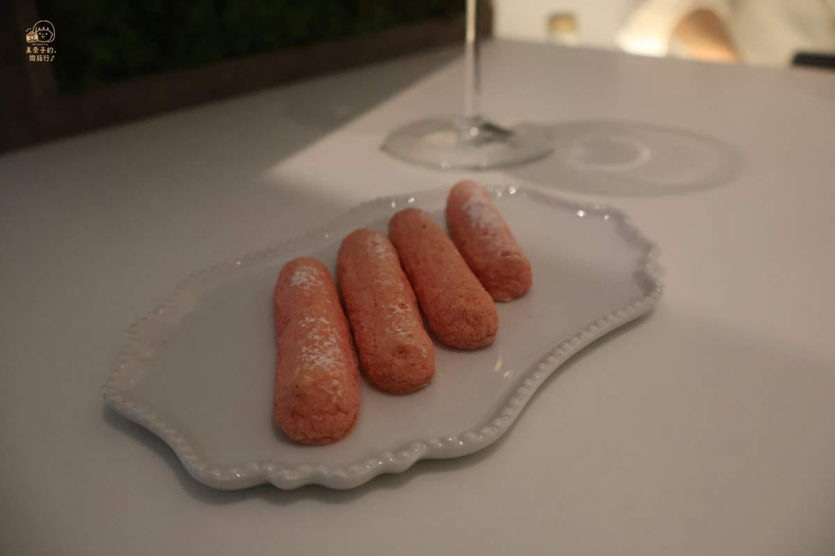 大阪住宿開箱｜2024 心齋橋新飯店 Cuvée J2 Hôtel Osaka 迎賓點心
