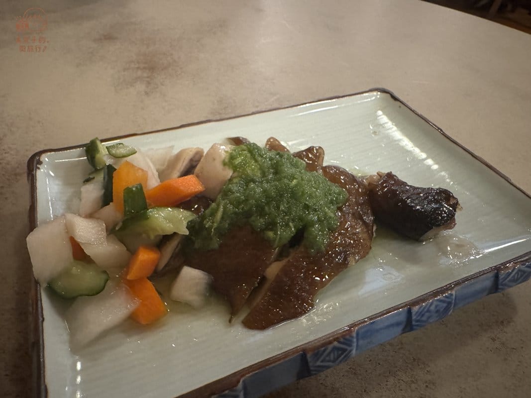 筑馨居｜台南無菜單美食料理 古早味蔥油雞