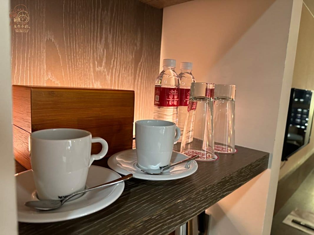 台南住宿| 台南晶英酒店 海東客房免費飲用水