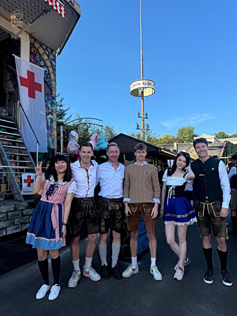 【慕尼黑啤酒節2024】德國大型盛事Oktoberfest:特色/日期/禁忌/心得建議 - 第8張圖 2024德國慕尼黑啤酒節|要門票嗎?進入帳棚要多少錢?啤酒一杯多少錢