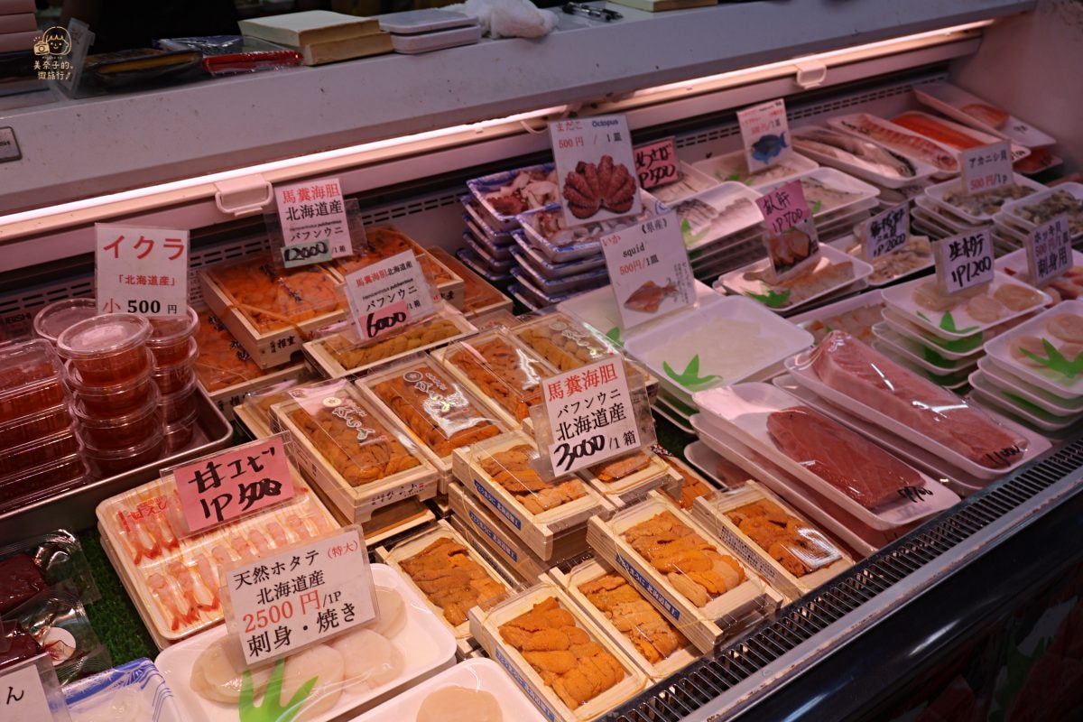 泊港魚市場海膽