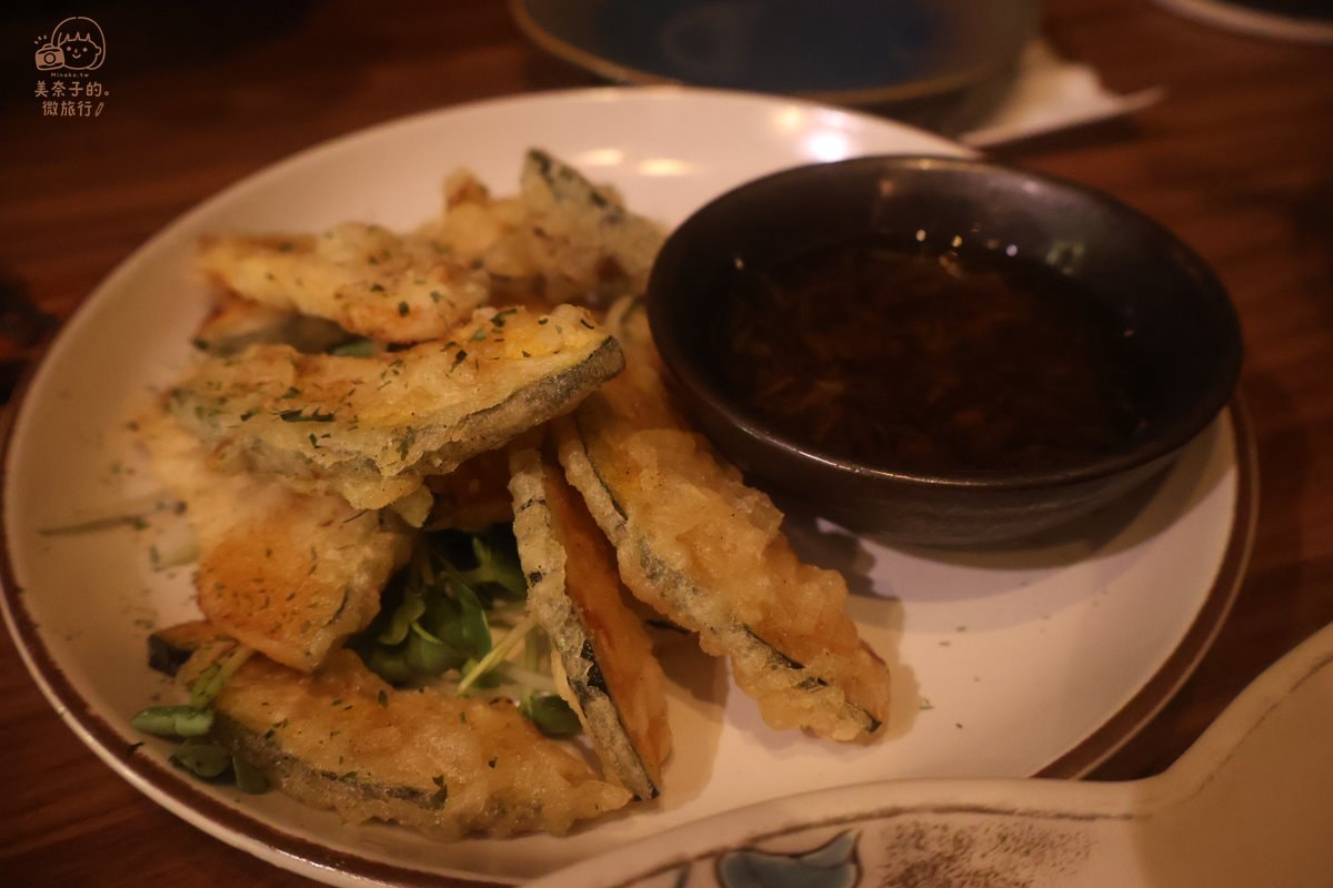 【2024台北居酒屋】餐點好吃下酒:酒桃Sake momo 東區質感餐酒館 - 第28張圖 台北酒桃餐酒館栗子南瓜 天婦羅