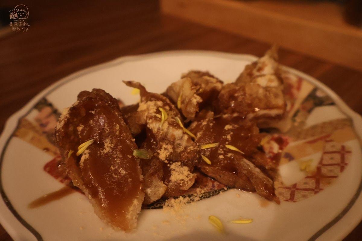 【2024台北居酒屋】餐點好吃下酒:酒桃Sake momo 東區質感餐酒館 - 第35張圖 酒桃momo台北餐酒館甜點炸年糕