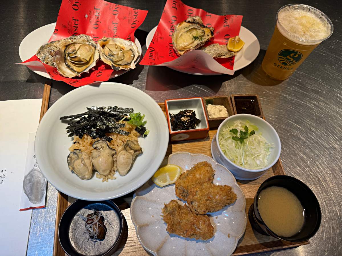 宮島美食：牡蠣屋