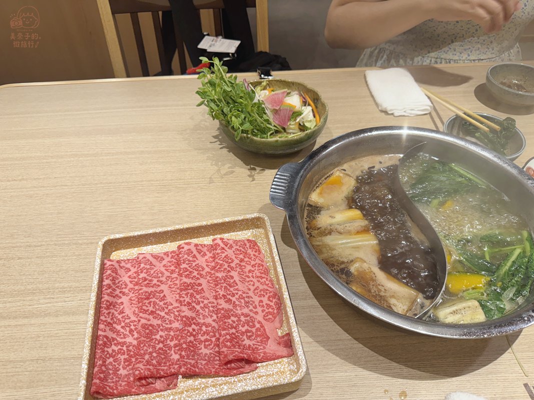 大牧場壽喜燒火鍋吃到飽