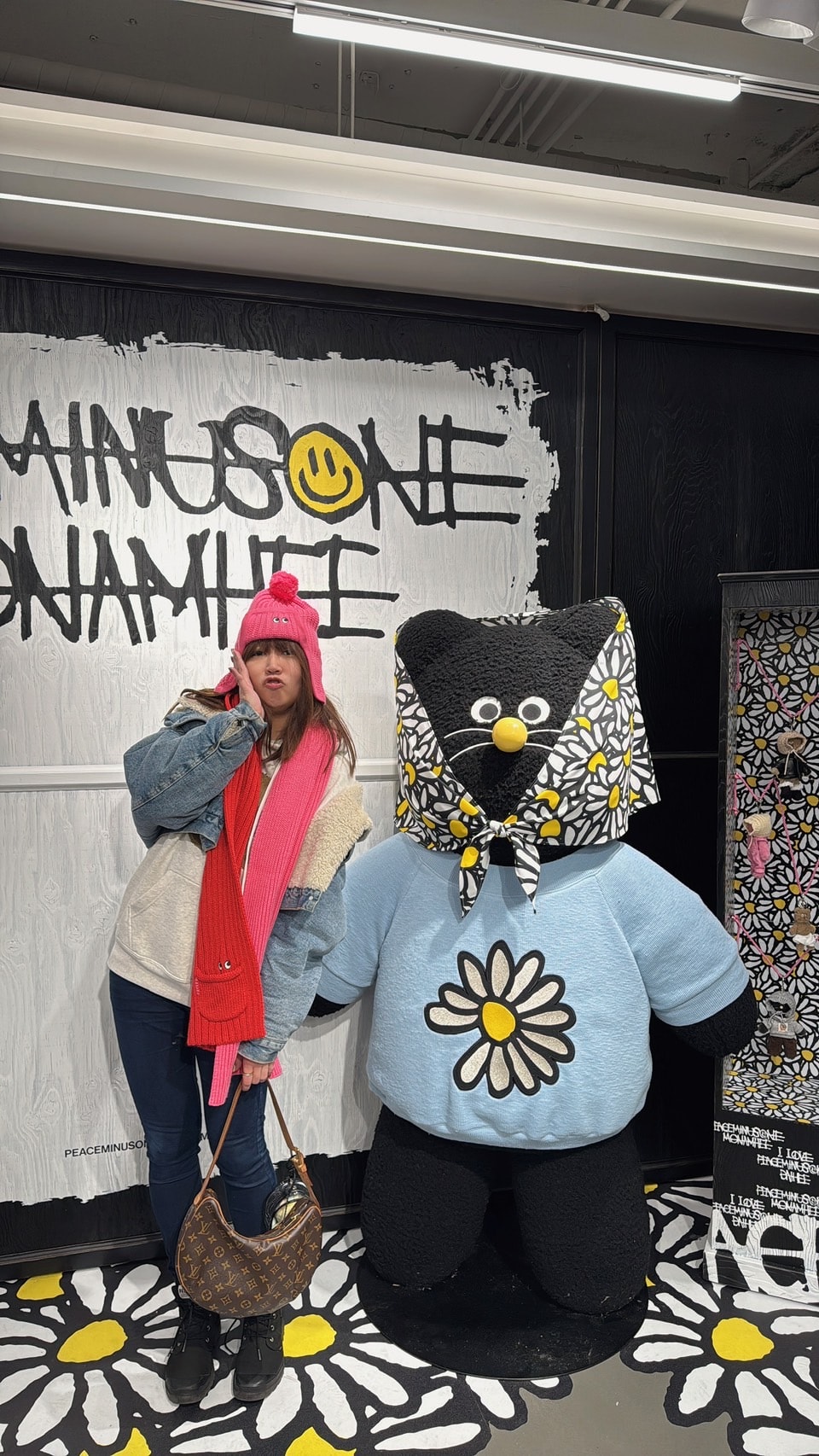 GD X MONAMHEE 小雛菊貓咪聯名明洞快閃