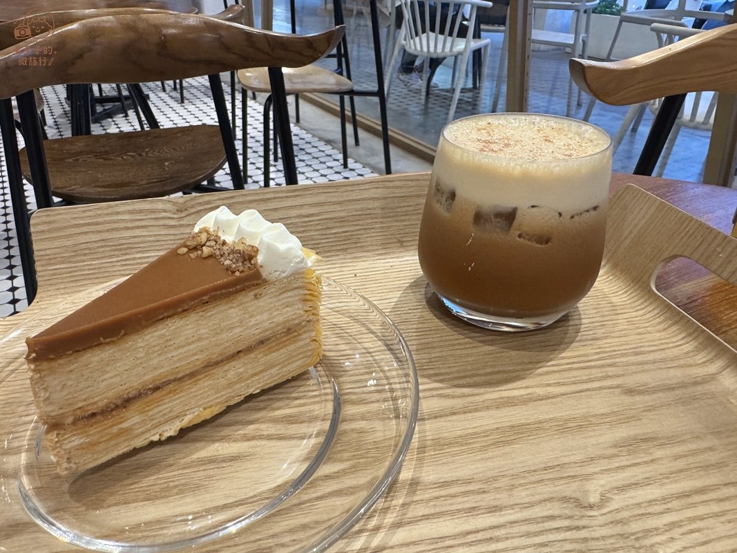 高雄美食｜咖啡覺醒中山店海鹽千層