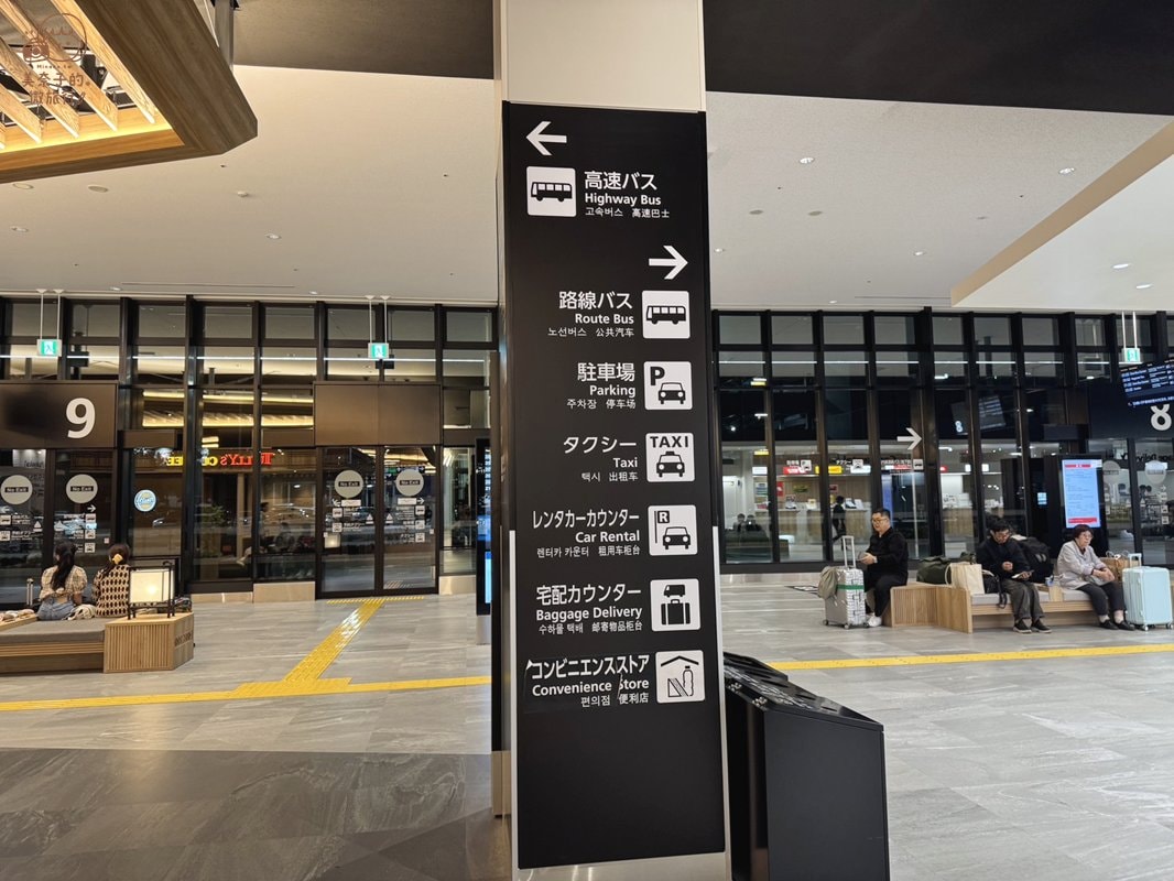 從福岡機場到市區：搭計程車