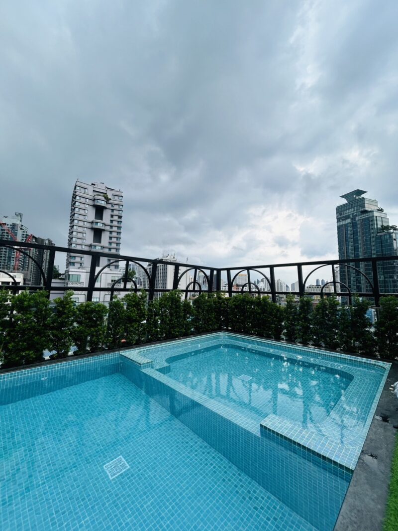曼谷住宿推薦 | 泰國The Salil Hotel Sukhumvit 游泳池