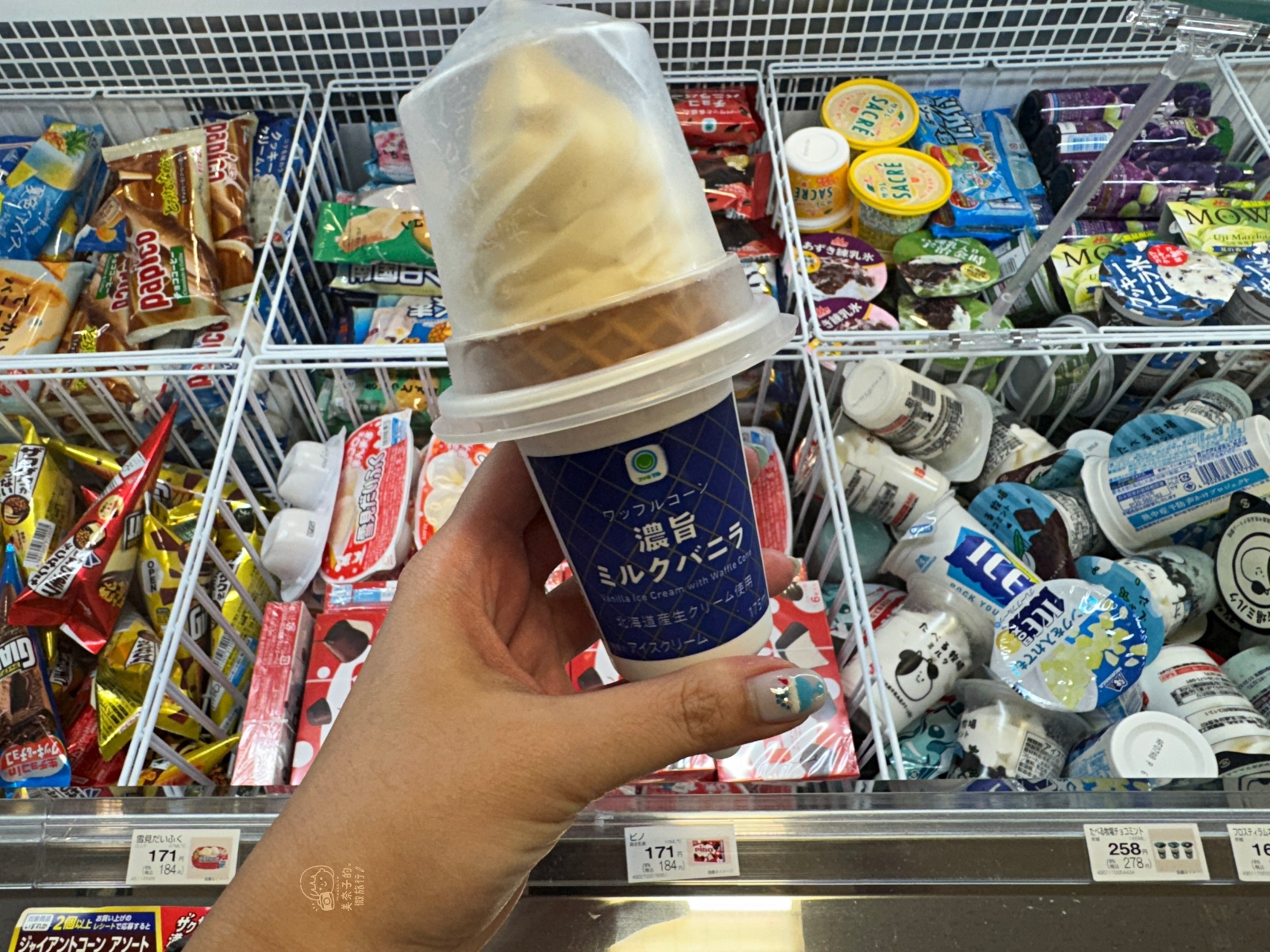 日本全家必買 #2 牛奶香草風味霜淇淋
