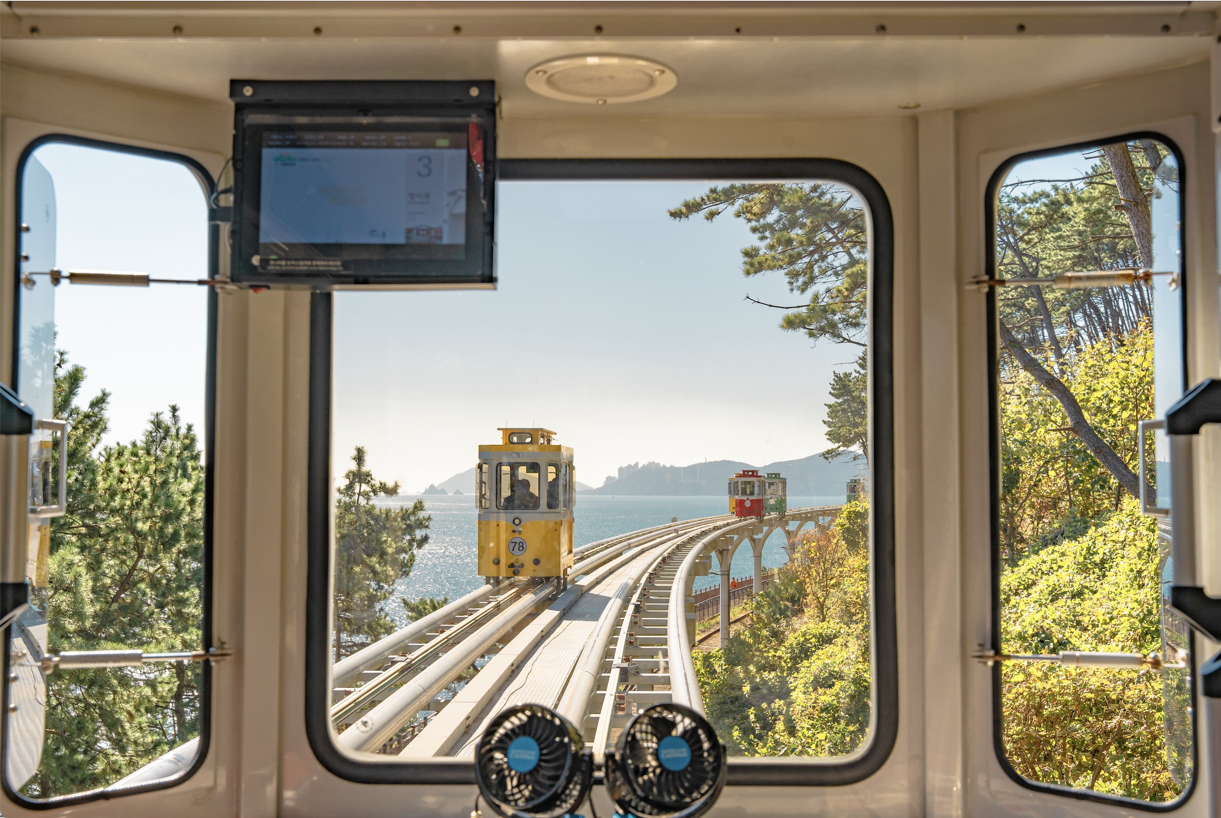 【2025釜山南浦洞】韓國自由行攻略:交通/釜山膠囊列車/景點/住宿/美食整理 - 第16張圖 釜山景點膠囊列車