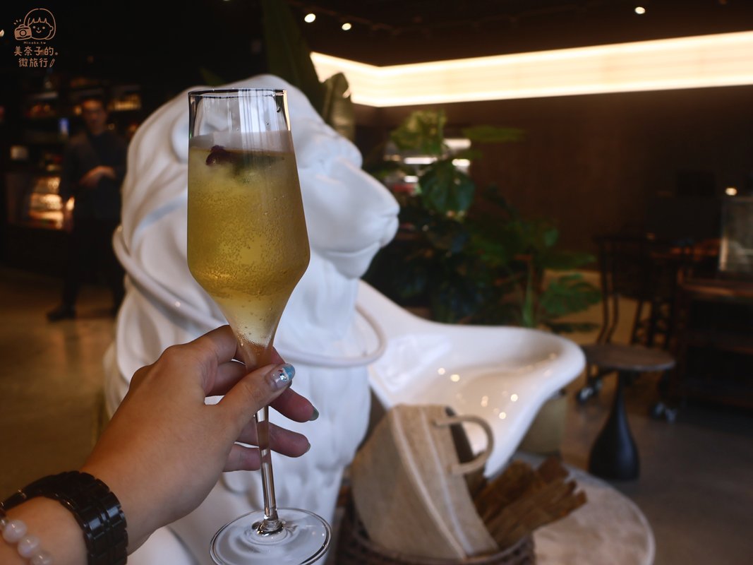 淡水美食餐廳｜Haloé 日義燒烤餐酒館迎賓飲料