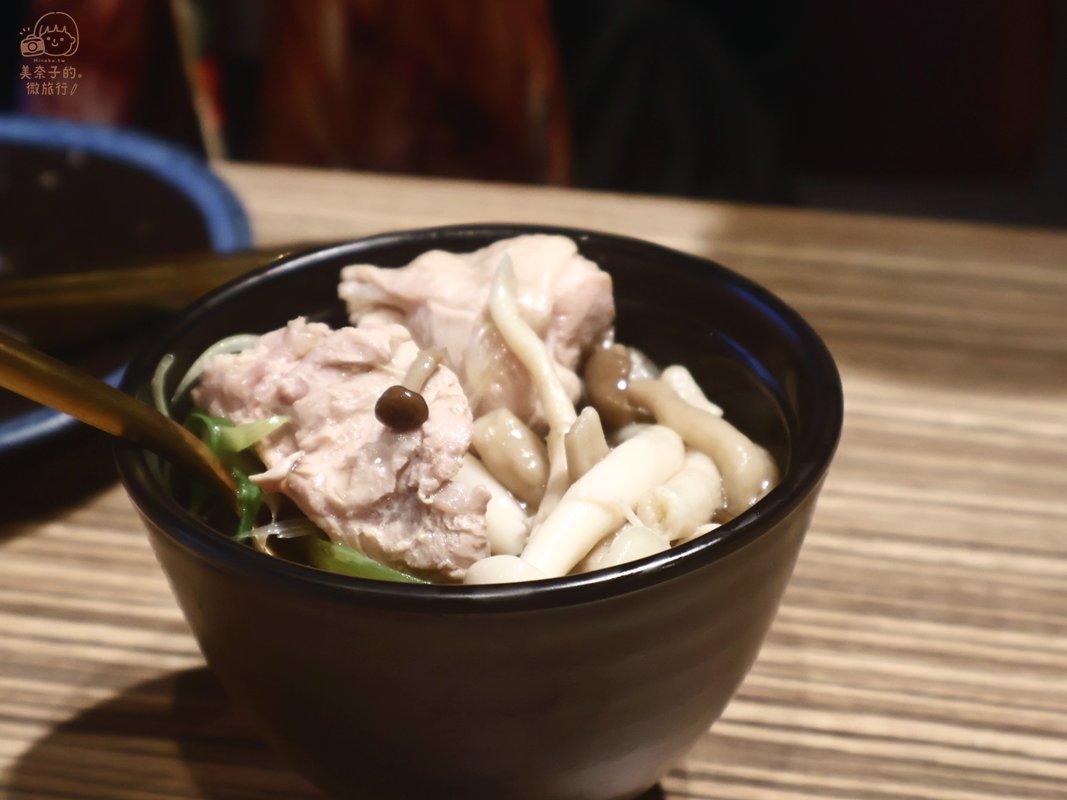 淡水美食Haloé 日式燒肉餐廳套餐雞湯