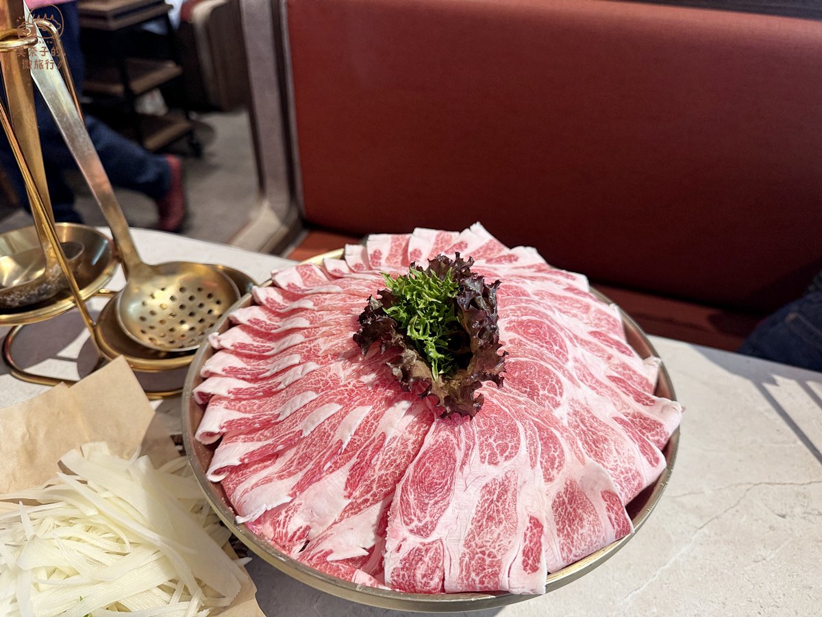【2025台北美食】撈王火鍋:粵式胡椒豬肚雞湯鍋物,近南京松江 - 第23張圖 撈王火鍋豬肉