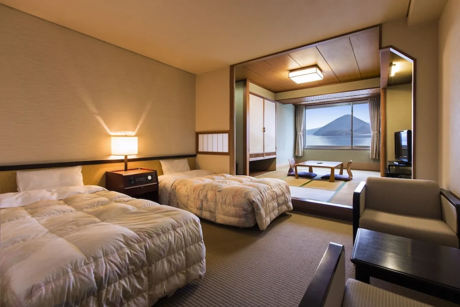 洞爺湖住宿 #6 洞爺湖畔亭飯店
