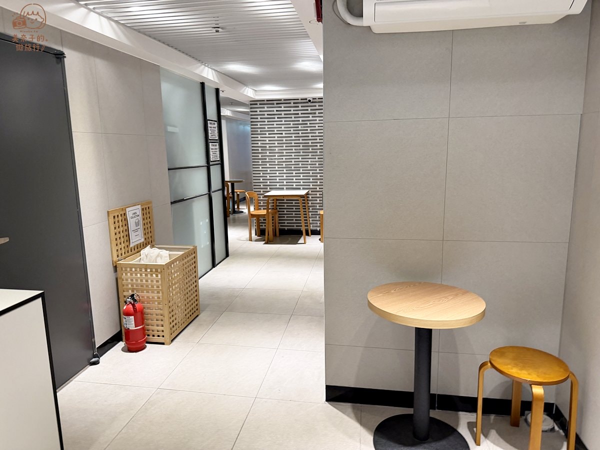 【2026明洞住宿】韓國追星看演唱會便宜民宿推薦:Unit M Hostel (提供免費泡麵、洗衣機) - 第14張圖 明洞住宿Unit M Hostel公共區域