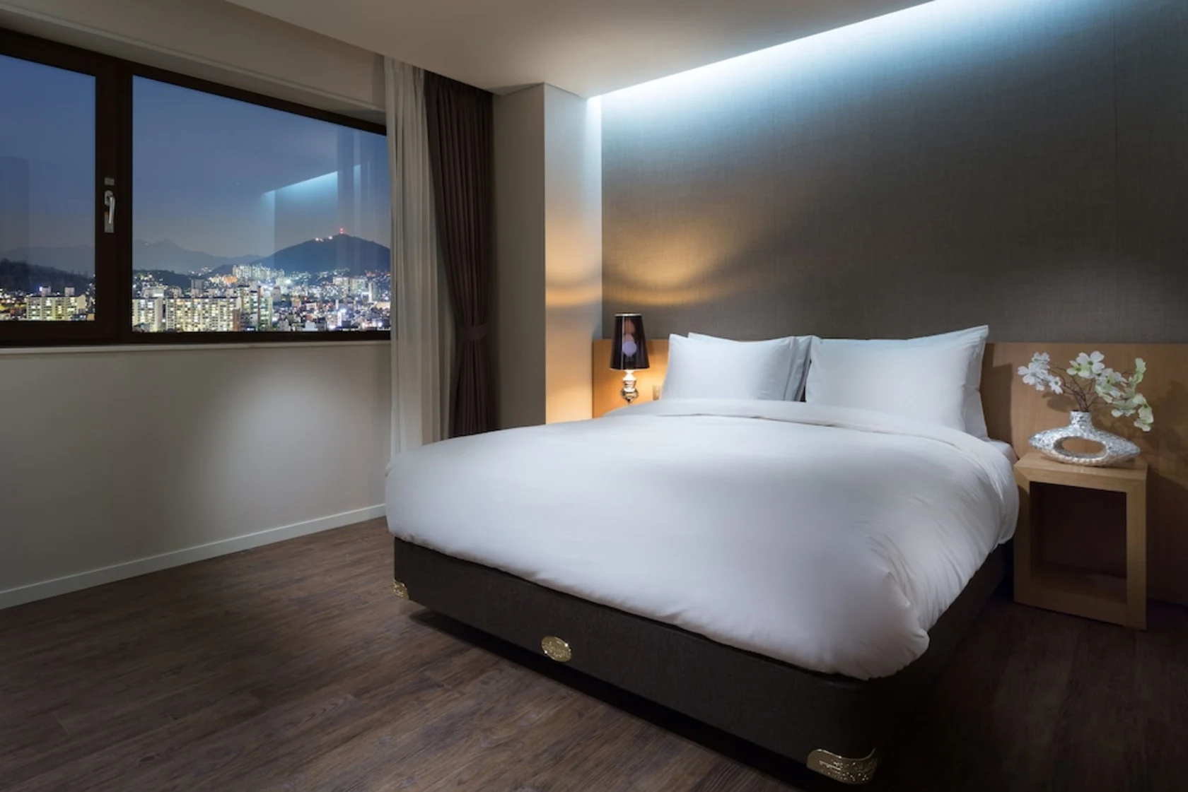 弘大住宿 #3 安馬緹首爾飯店Amanti Hotel Seoul