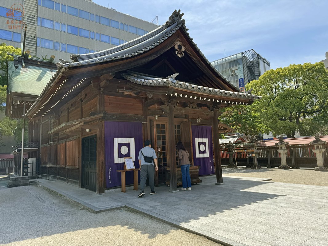 【2026福岡景點】警固神社:可泡足湯、賞櫻的市區神社,旁邊還有九州第一間藍瓶咖啡 - 第4張圖 福岡景點|博多警固神社介紹